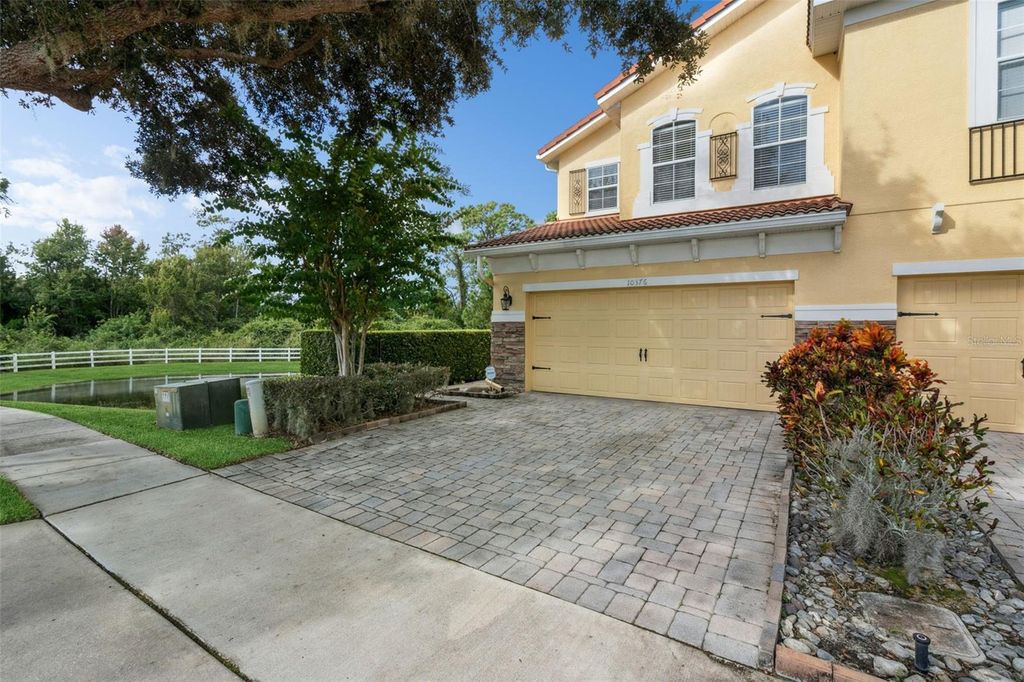 Photo of 10376 Fallsgrove Street, Orlando, FL 32836 (MLS # O6350129)