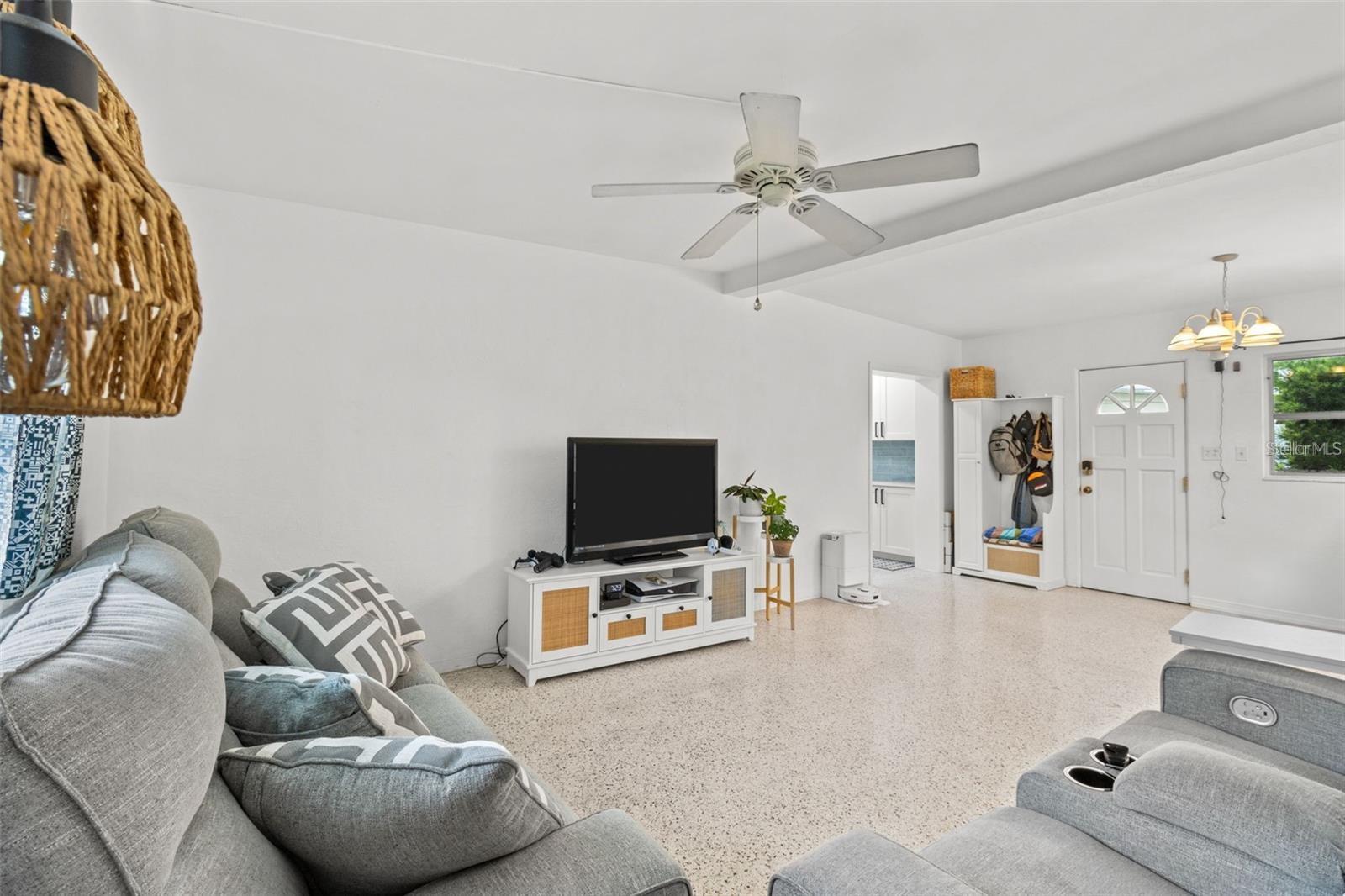 ISLE OF PALMS - Residential Lease