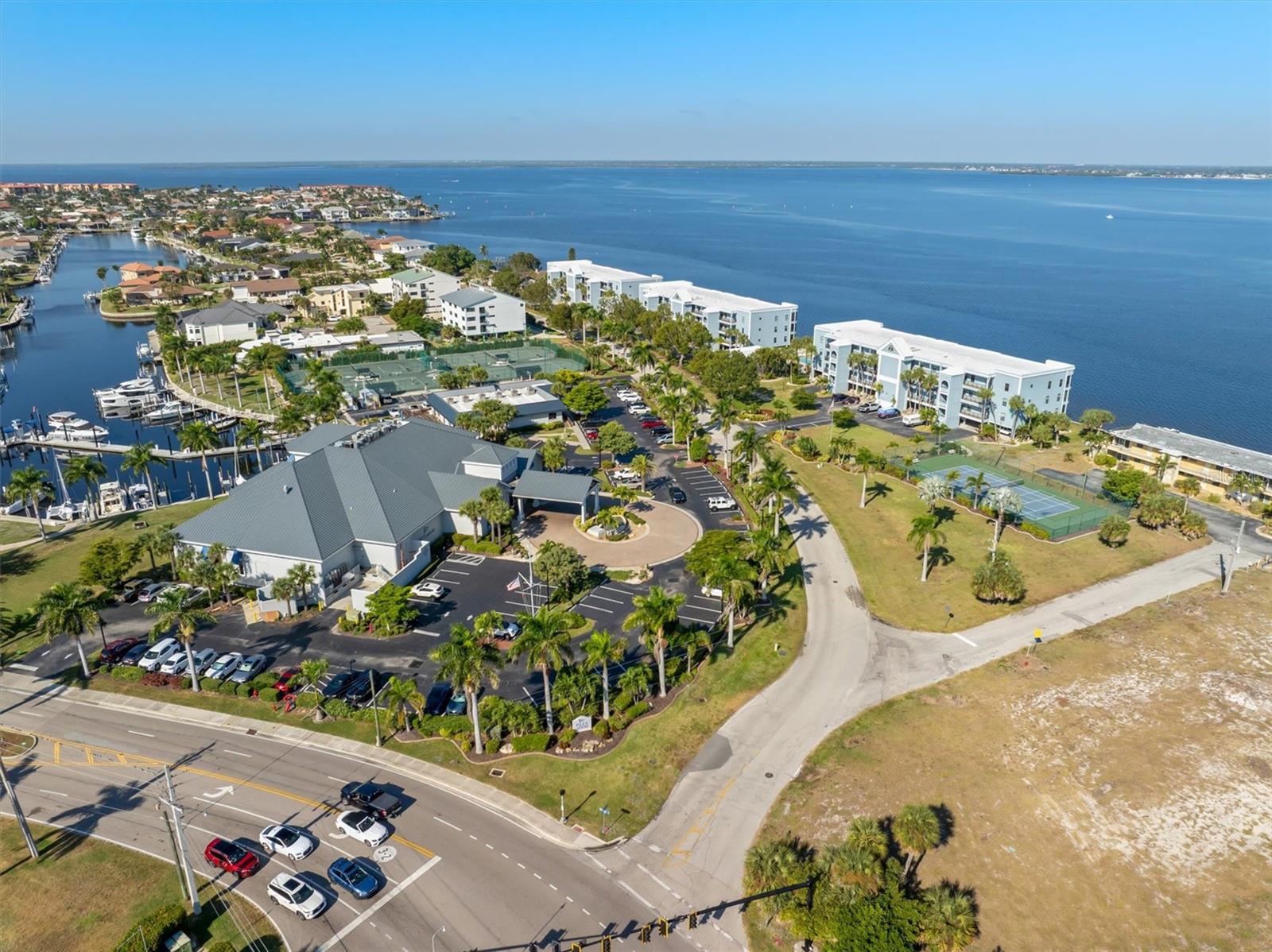 JAMAICA WAY PH 01 - Residential