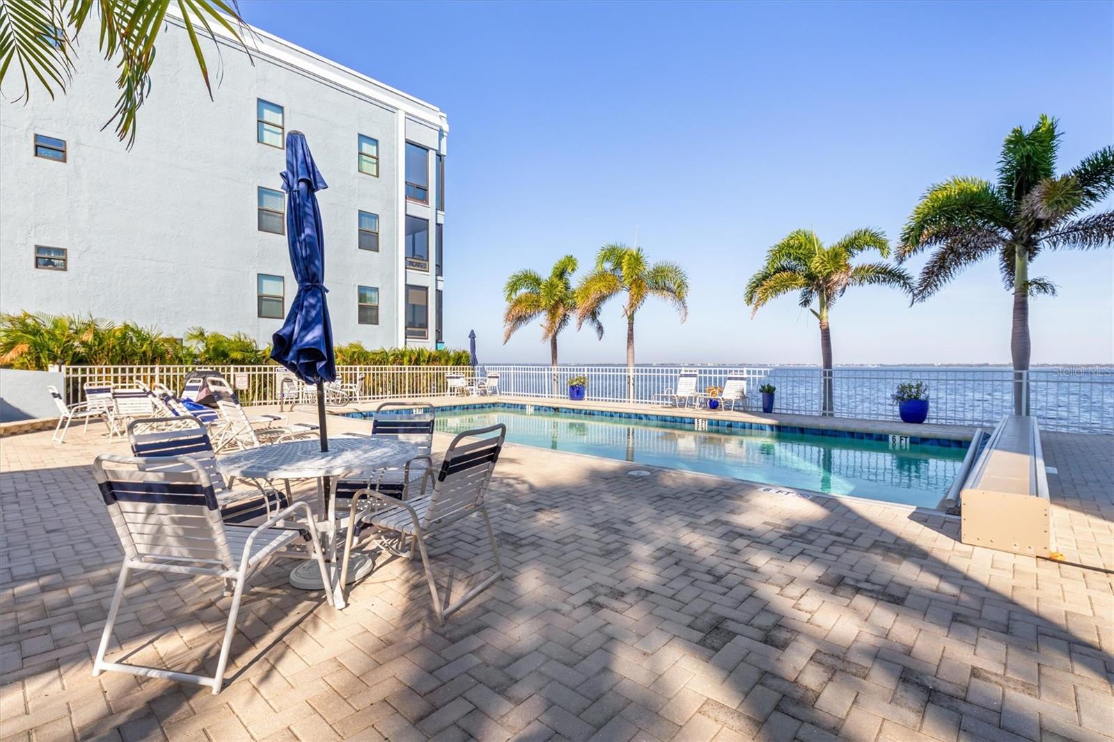 JAMAICA WAY PH 01 - Residential