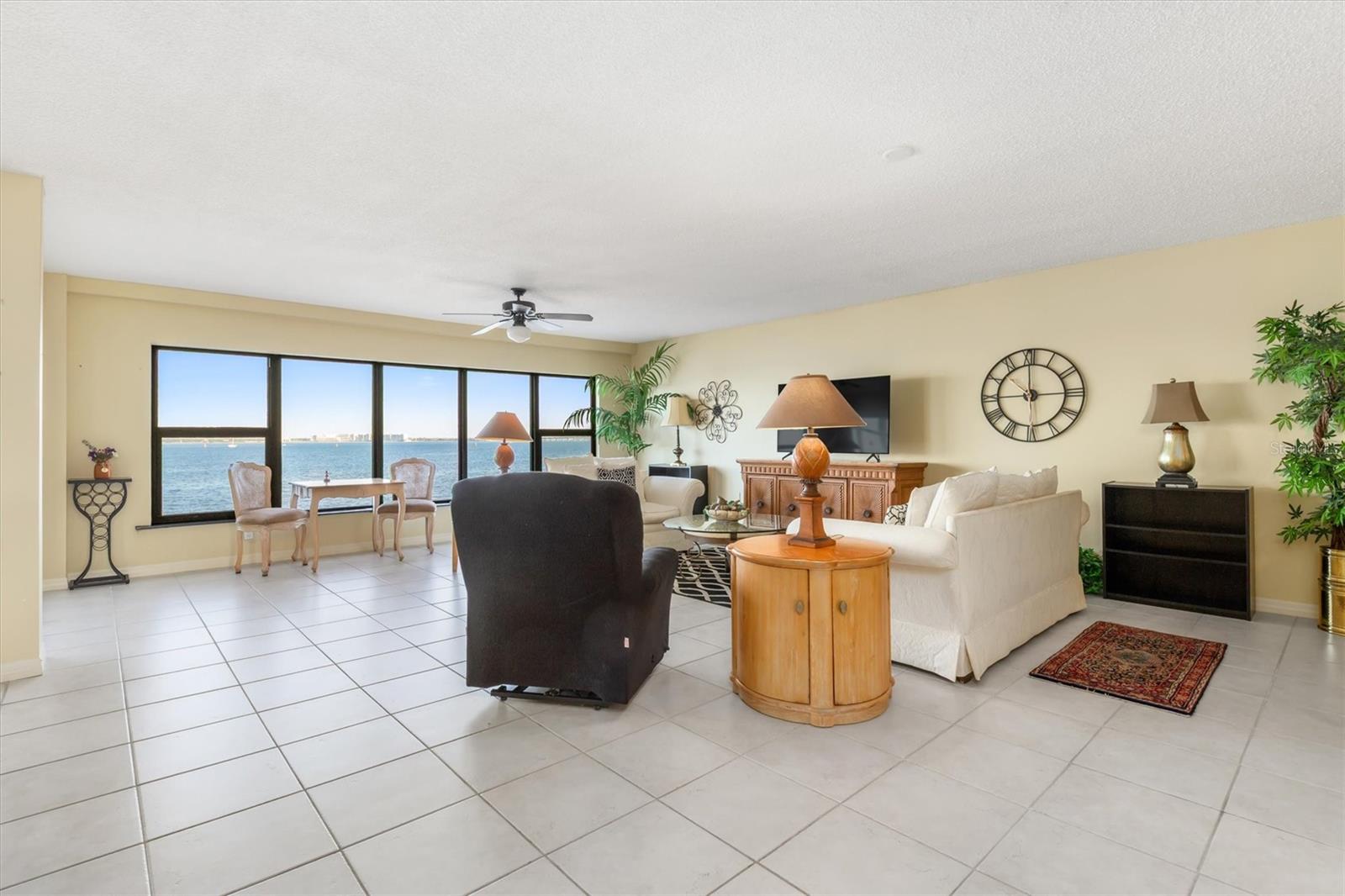 JAMAICA WAY PH 01 - Residential