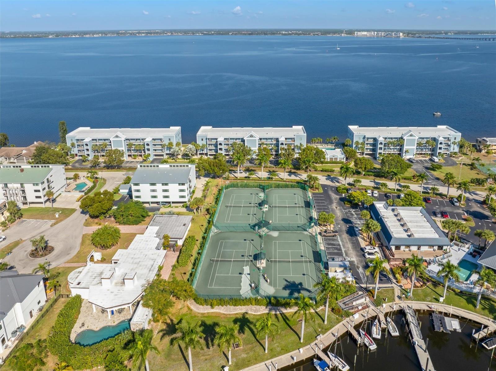 JAMAICA WAY PH 01 - Residential