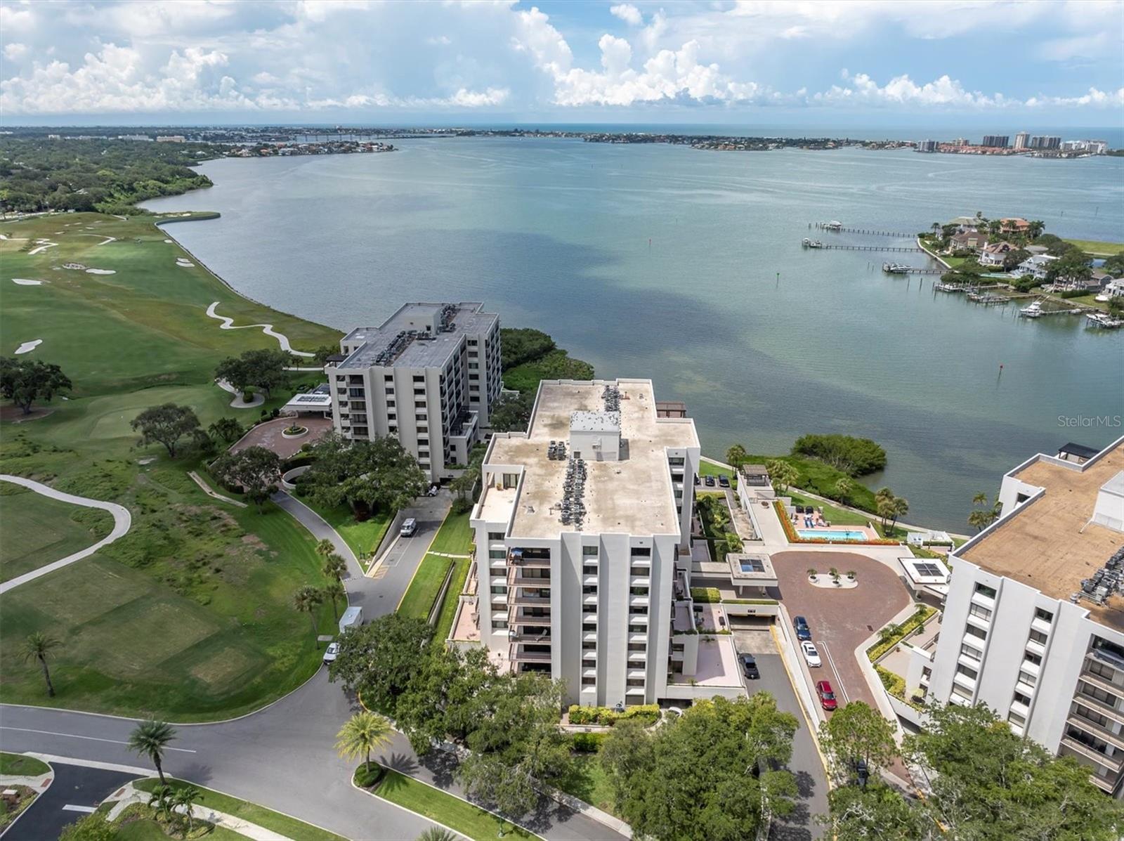 6 BELLEVIEW BOULEVARD 706
