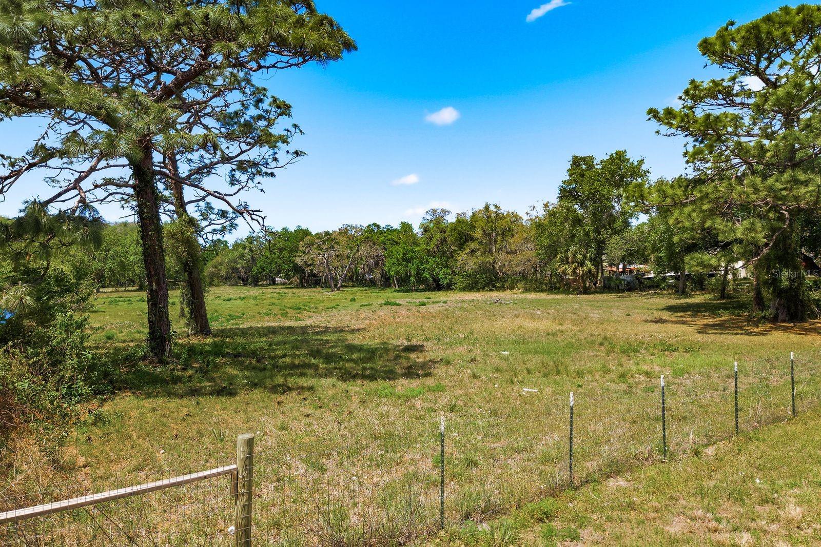 OSCEOLA HEIGHTS UNREC SUB - Land