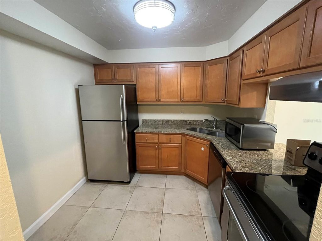 Photo of 2650 Coconut Bay Ln #513, Sarasota, FL 34237 (MLS # A4687373)