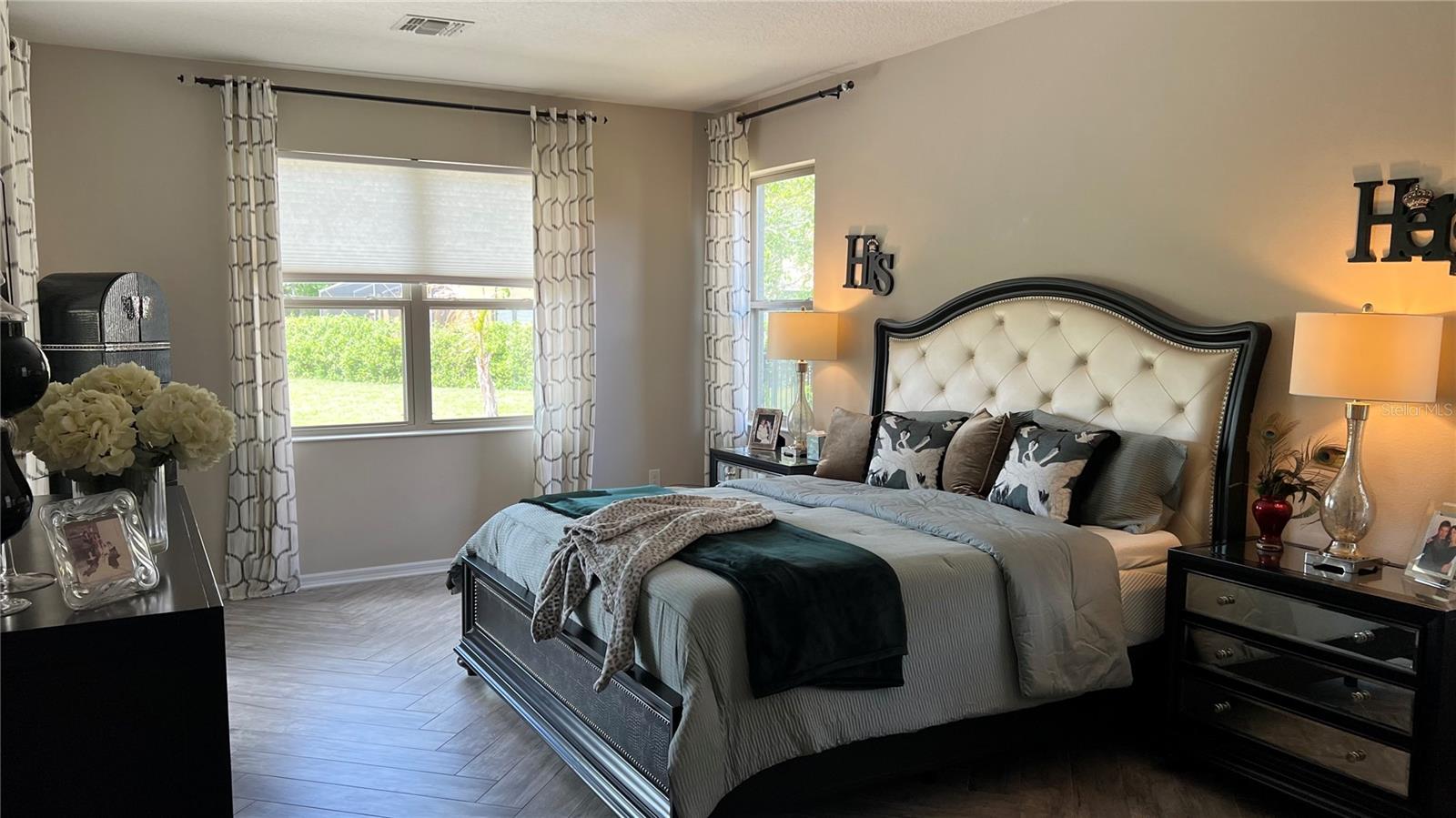 RIVIERA BELLA UNIT 2B - Residential