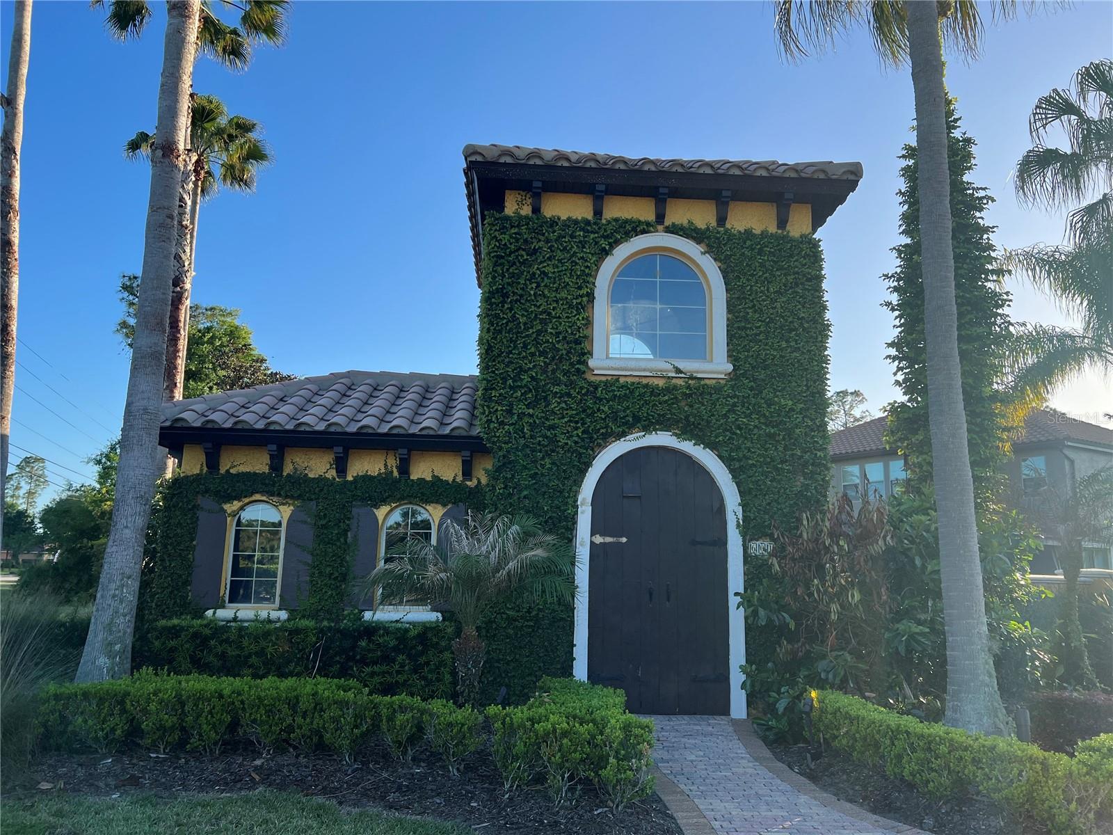 RIVIERA BELLA UNIT 2B - Residential