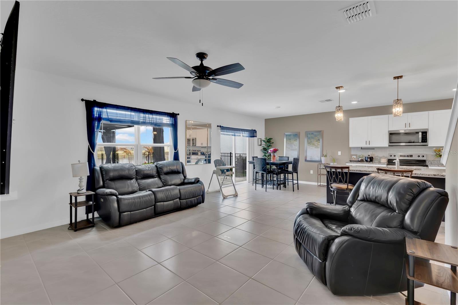473 ARCHWAY PLACE