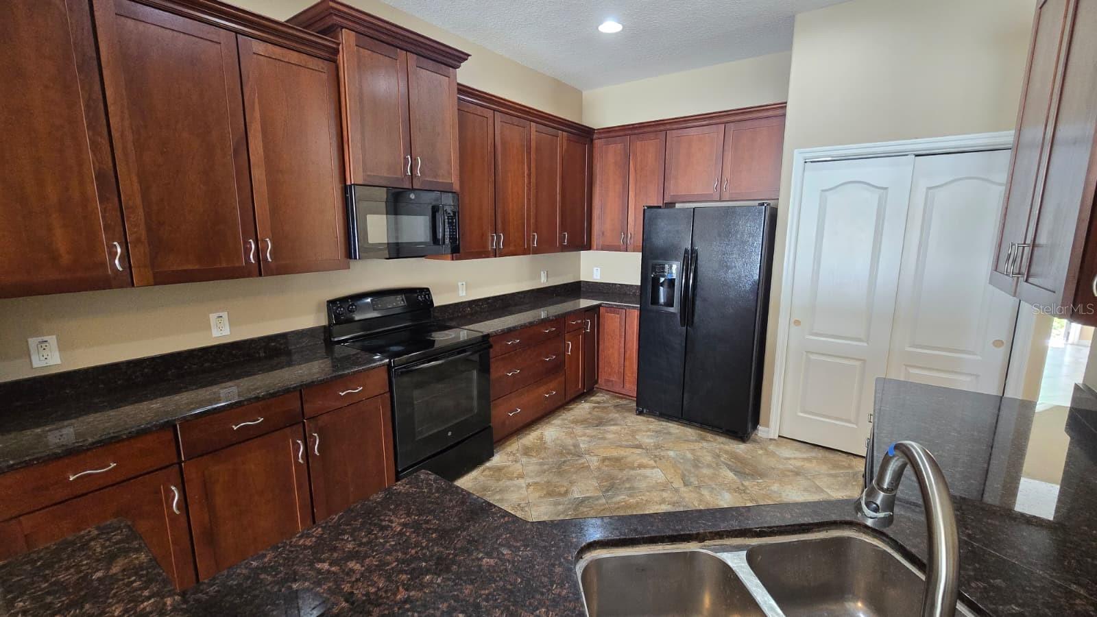 LIVE OAK PRESERVE PH 2A-VILLAG - Residential