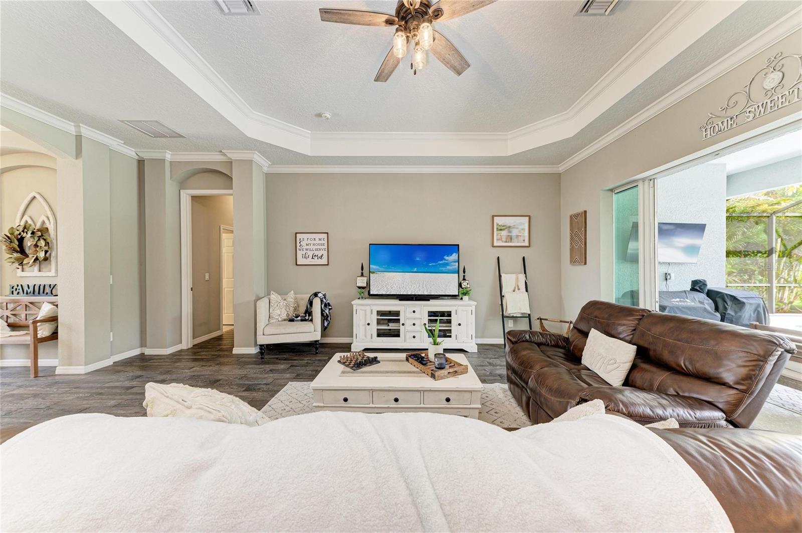 TWIN RIVERS PH IV - Residential