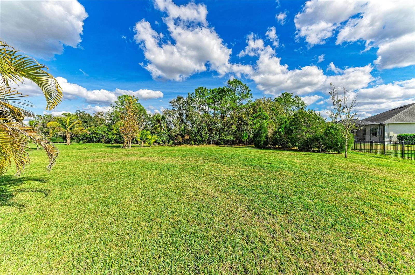 TWIN RIVERS PH IV - Residential