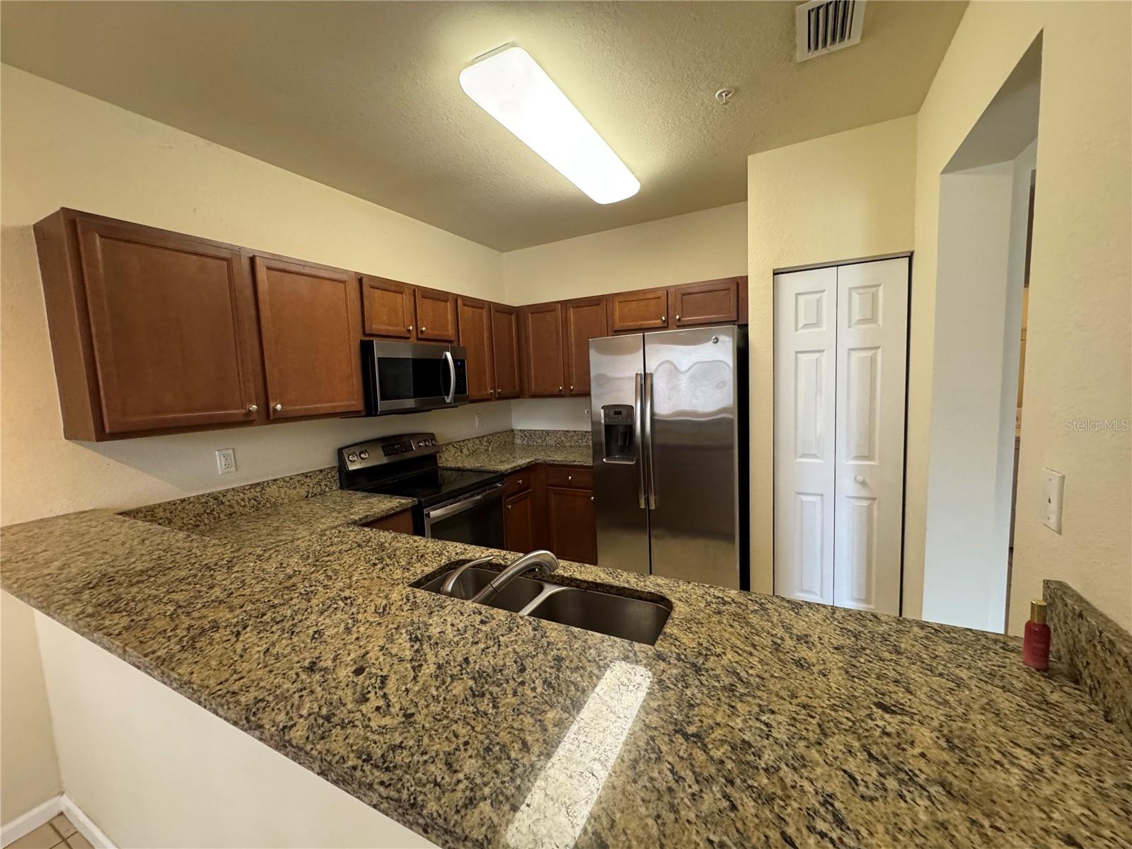 ST MAARTEN/GRAND BAY PH VIII - Residential Lease