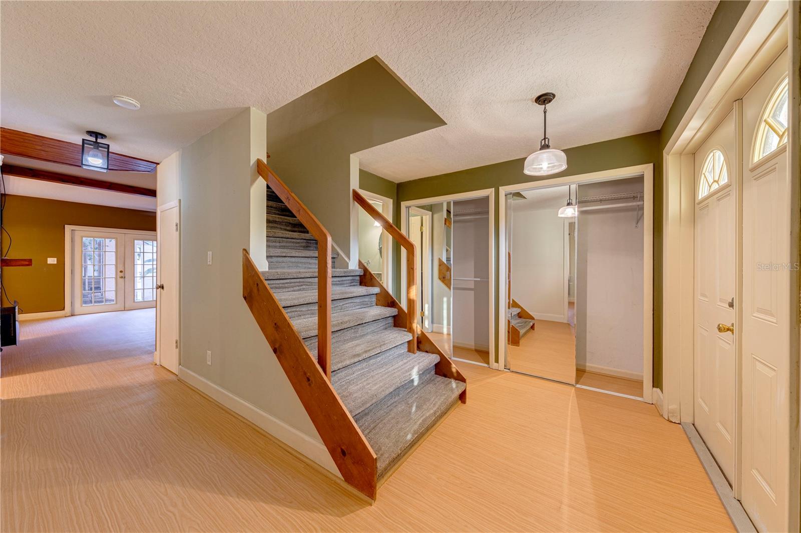 CASTILLE TWNHMS CONDO - Residential