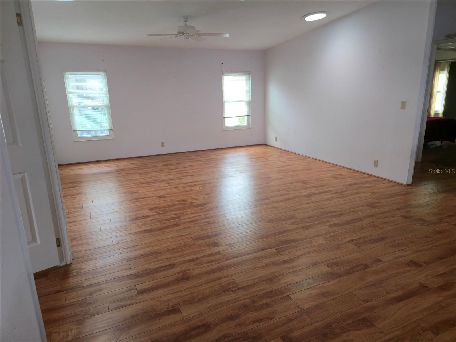 SWEETWATER GOLF AND TENNIS CLUB - Residential