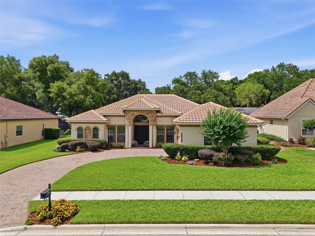 Photo of 12825 Brunello Circle, Clermont, FL 34711 (MLS # G5113283)