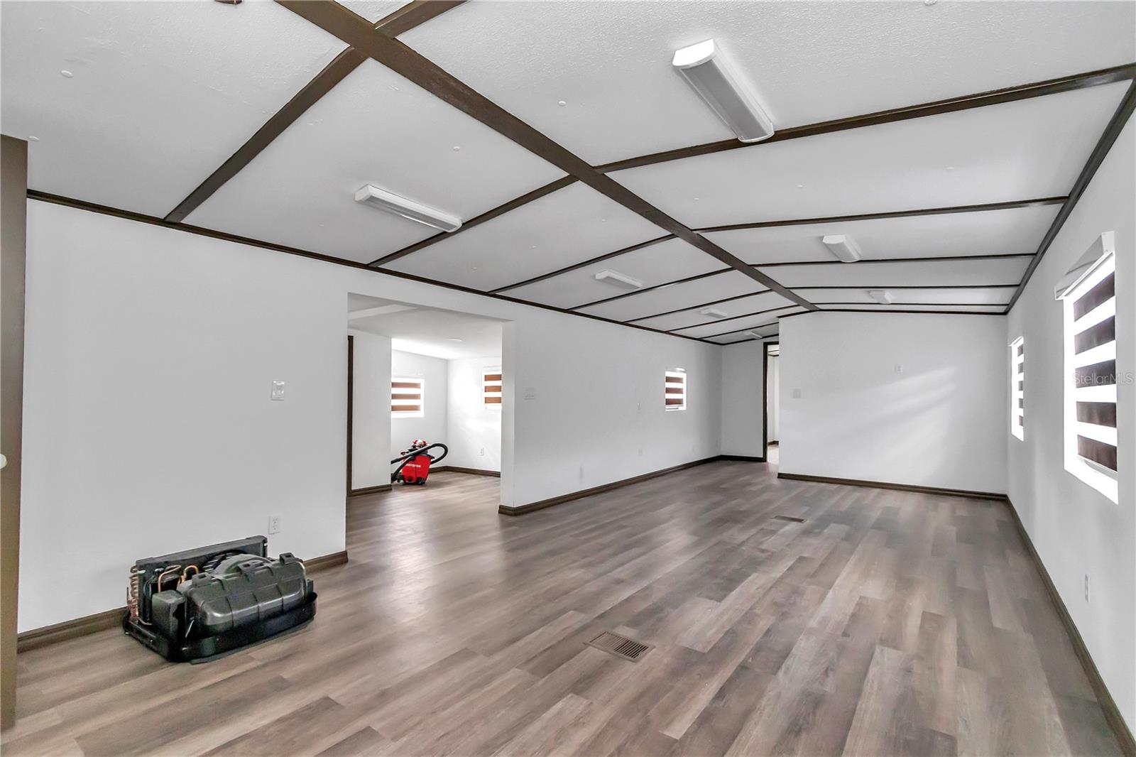 DUNNS NORTHWEST ADD - Commercial Sale