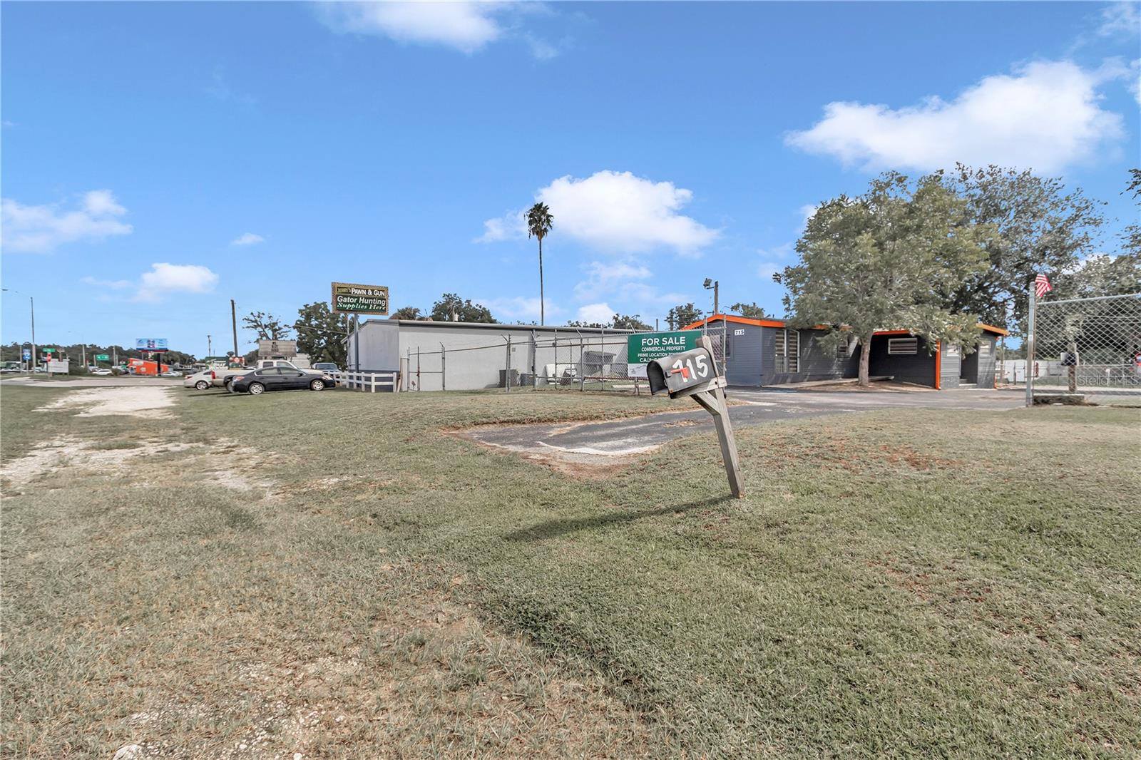 DUNNS NORTHWEST ADD - Commercial Sale