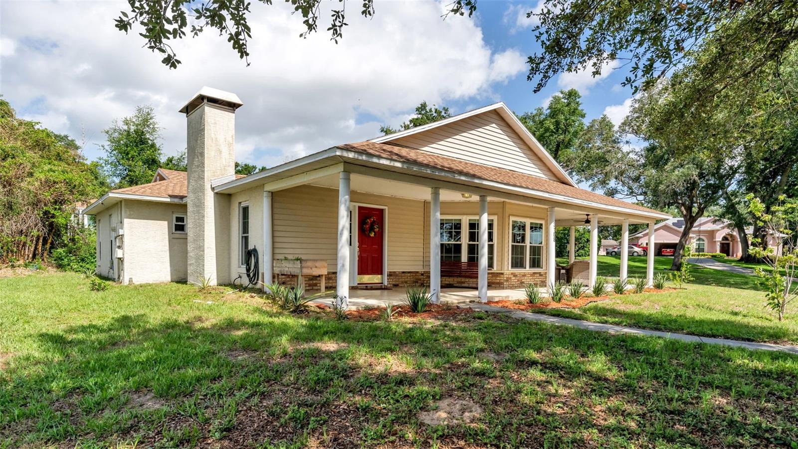 LAKESHORE HILLS - Residential