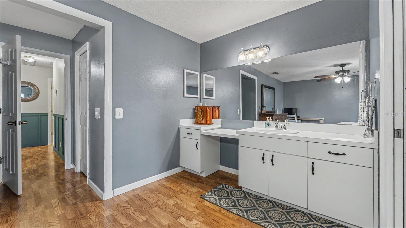 LAKESHORE HILLS - Residential