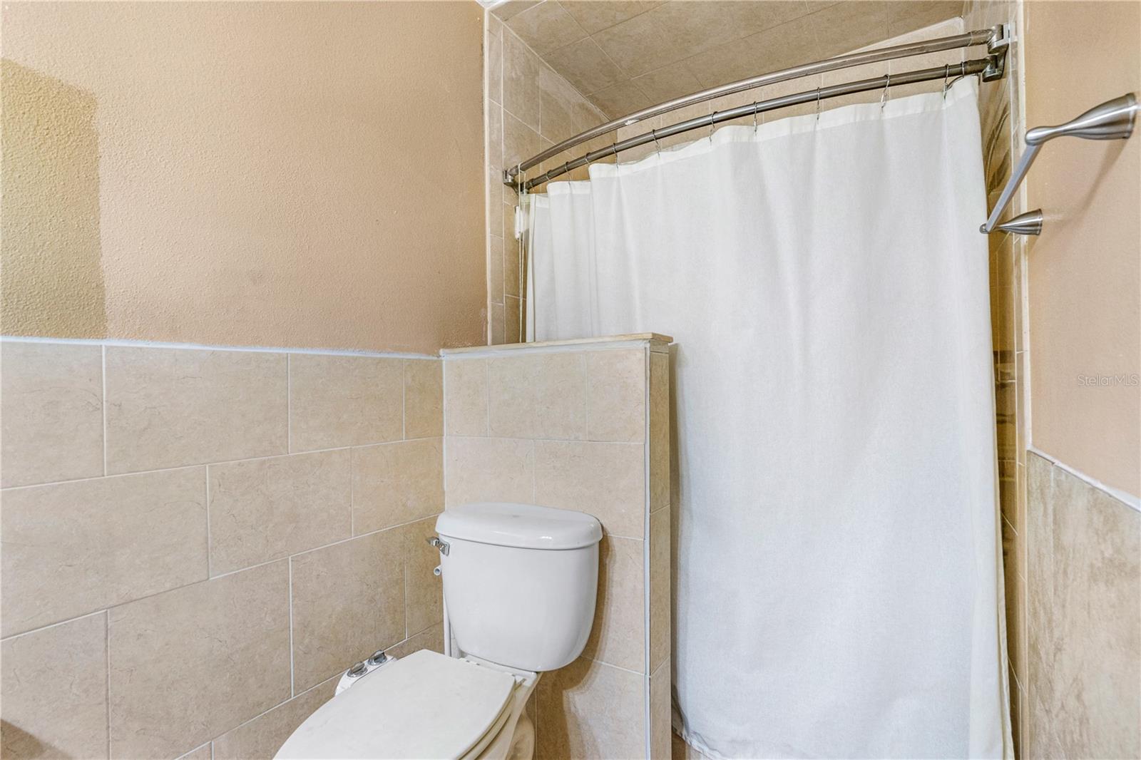 HIDDEN PINES PH 03 - Residential