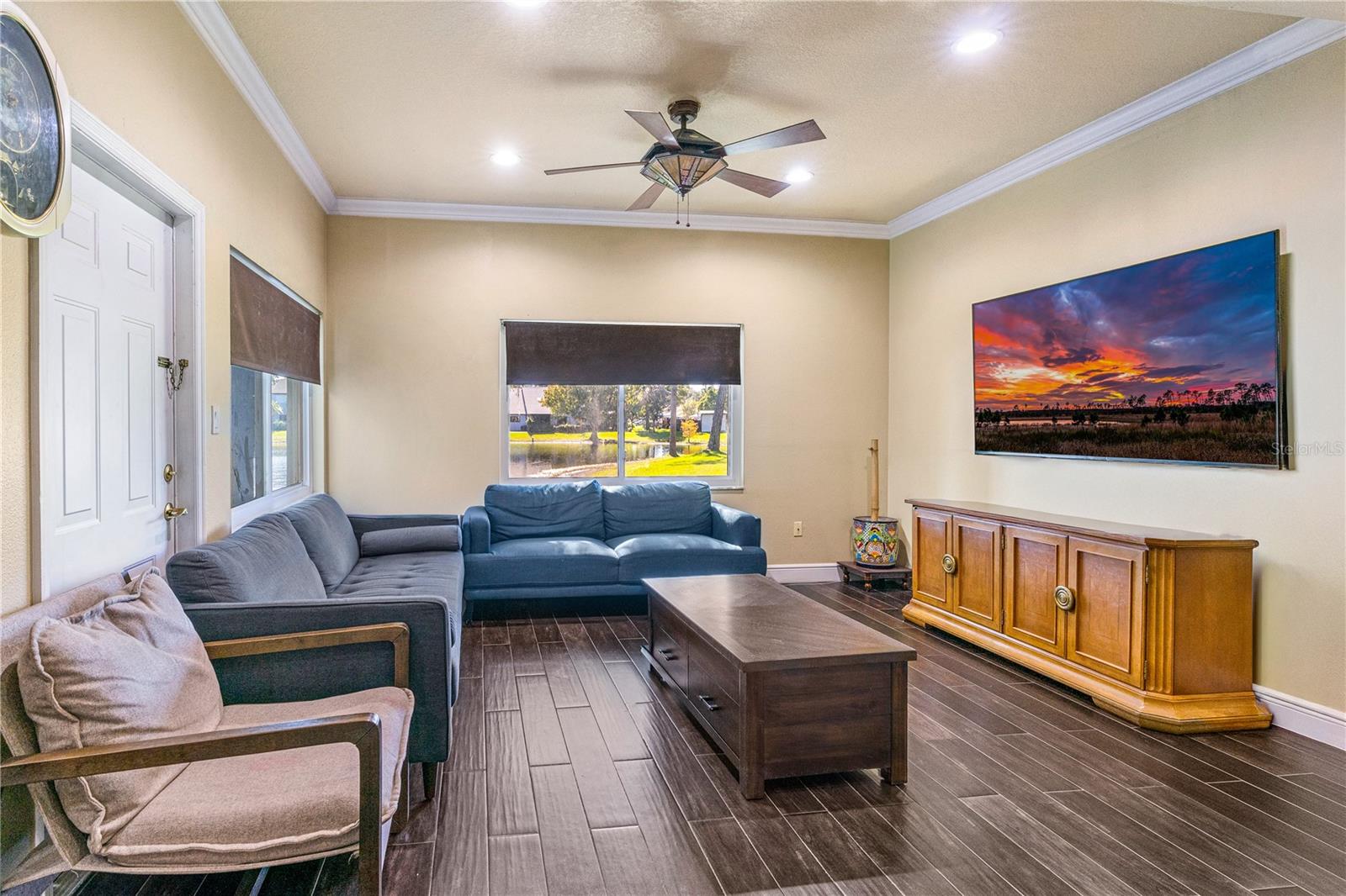 2270 CANDLEWOOD LANE E