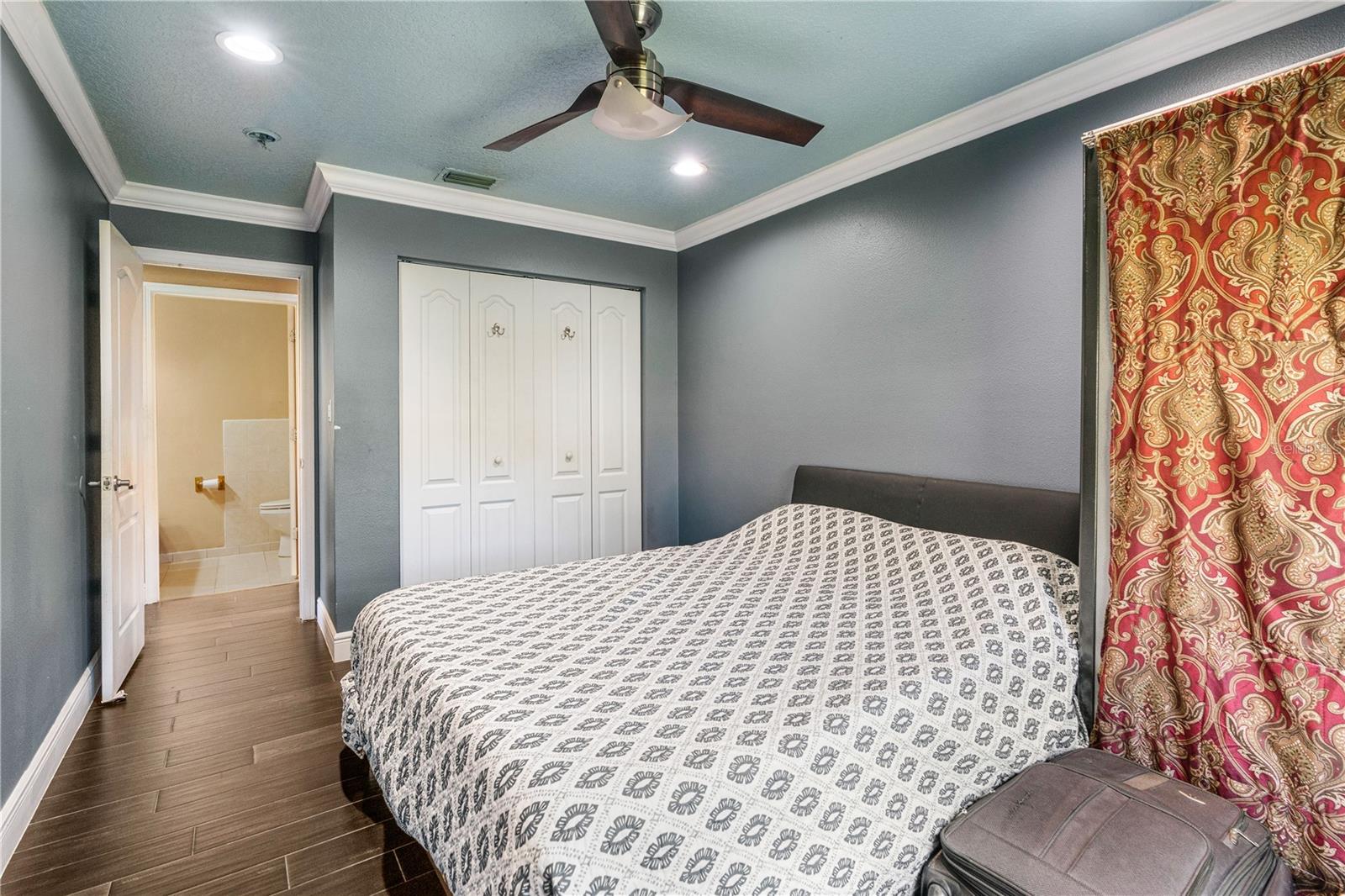 HIDDEN PINES PH 03 - Residential