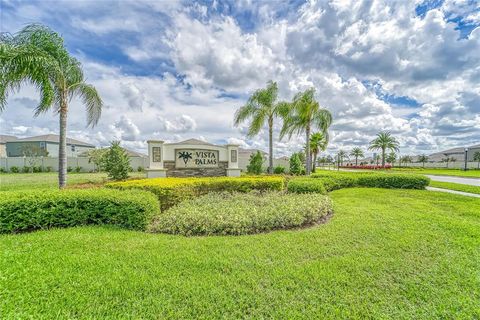 A home in WIMAUMA