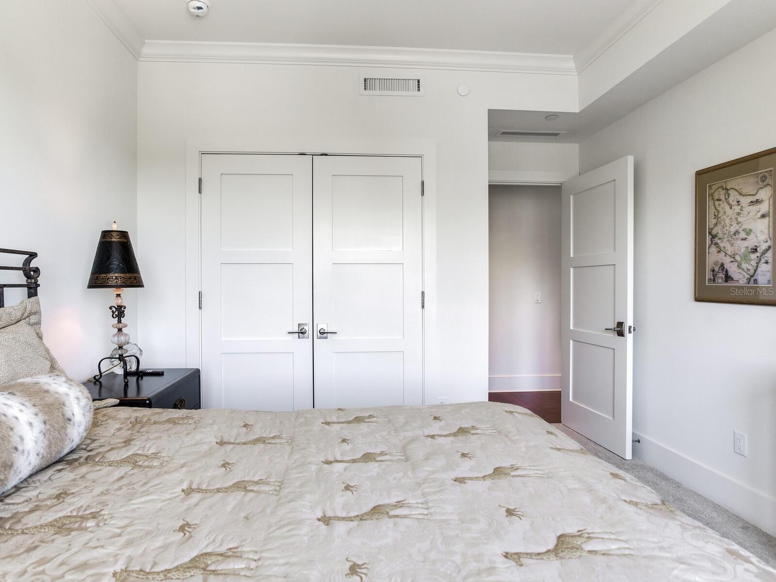 CARRIAGE HOMES AT BELLEVIEW PLACE CONDO - Residential