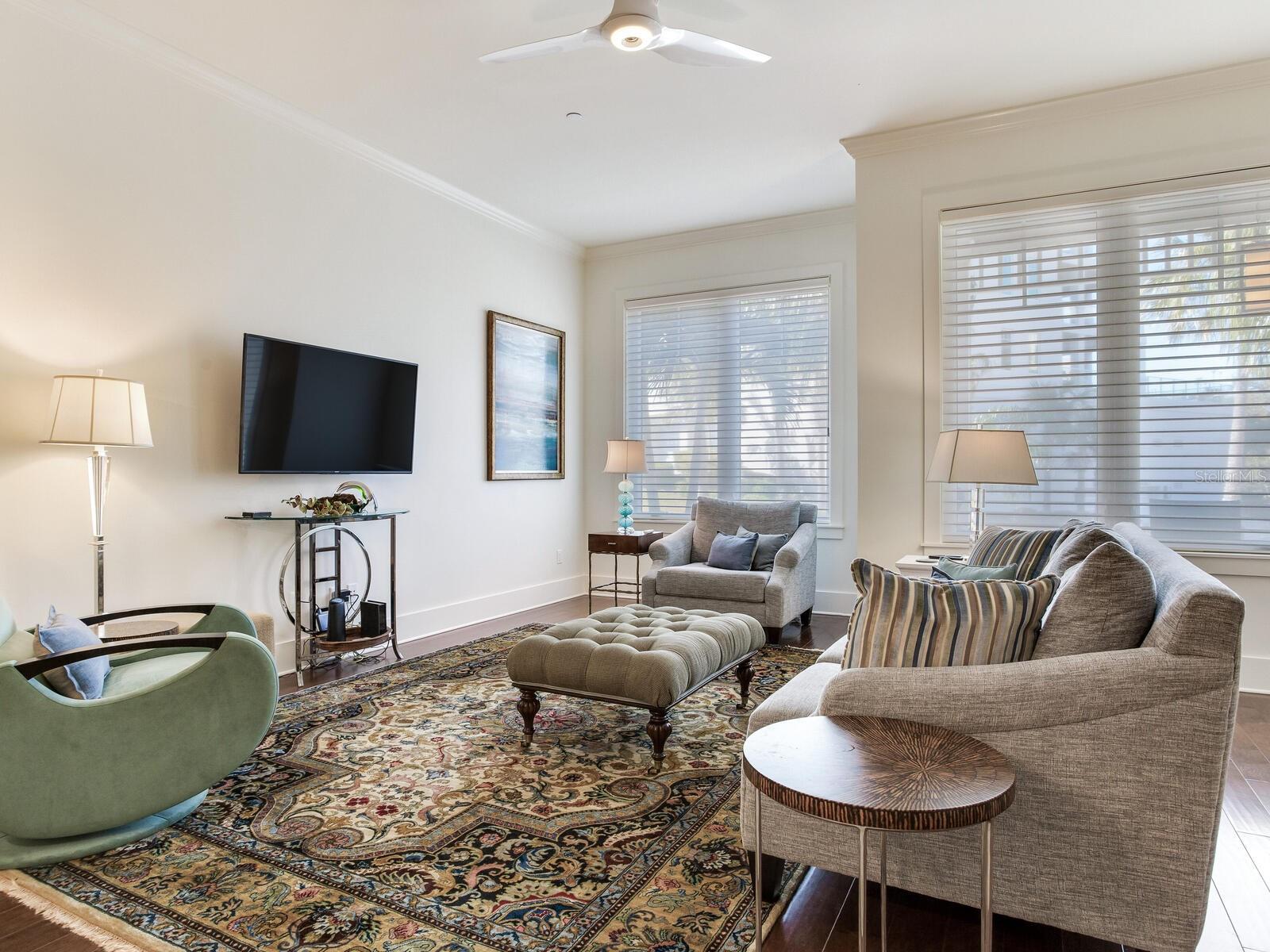 CARRIAGE HOMES AT BELLEVIEW PLACE CONDO - Residential