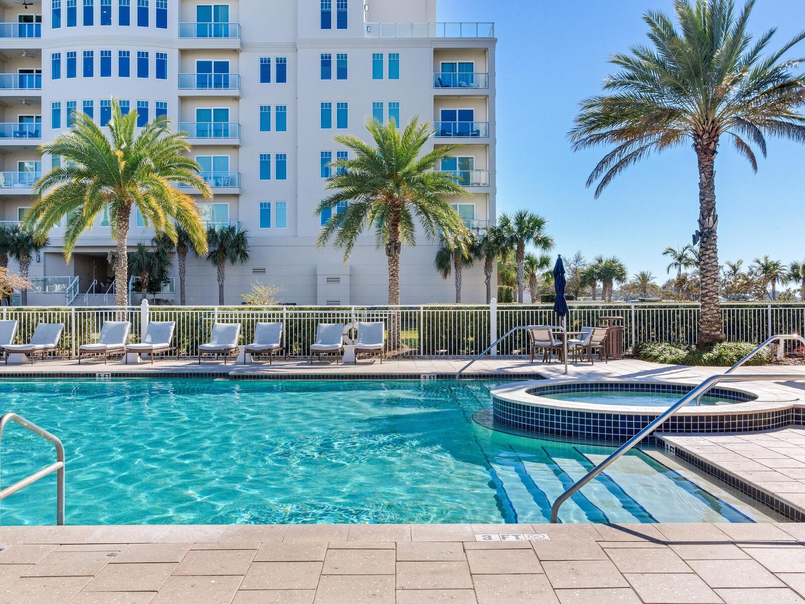 CARRIAGE HOMES AT BELLEVIEW PLACE CONDO - Residential