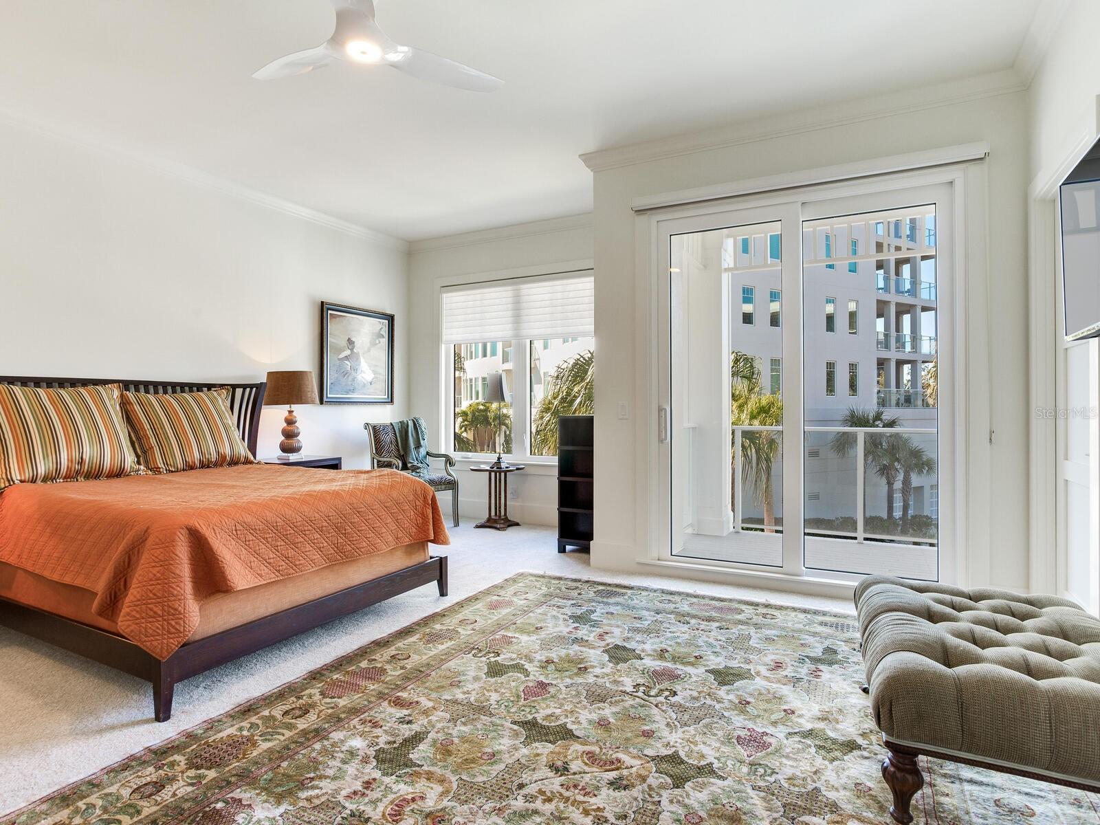 CARRIAGE HOMES AT BELLEVIEW PLACE CONDO - Residential