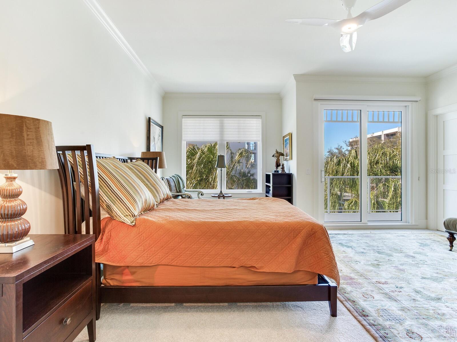 CARRIAGE HOMES AT BELLEVIEW PLACE CONDO - Residential