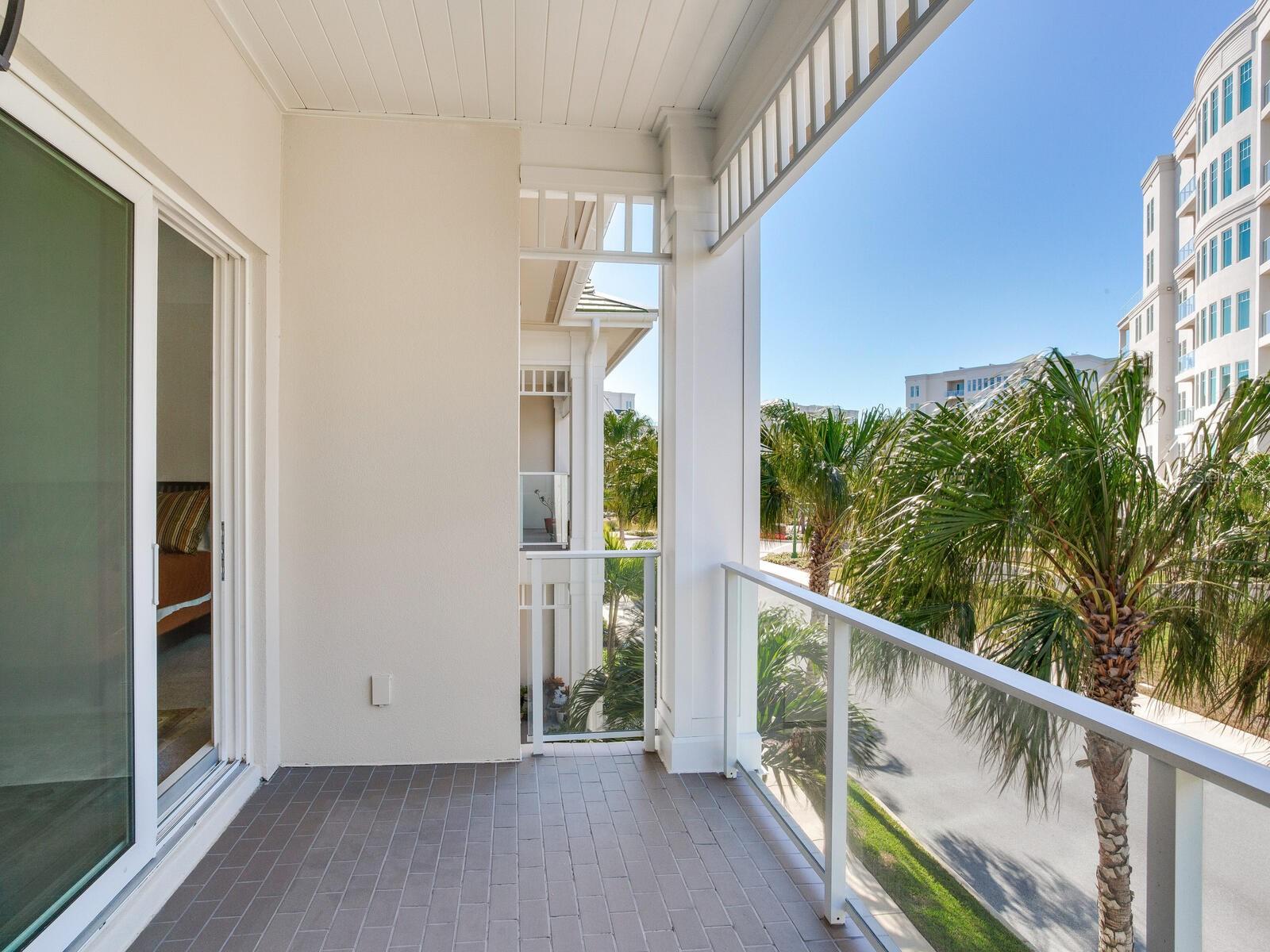 CARRIAGE HOMES AT BELLEVIEW PLACE CONDO - Residential