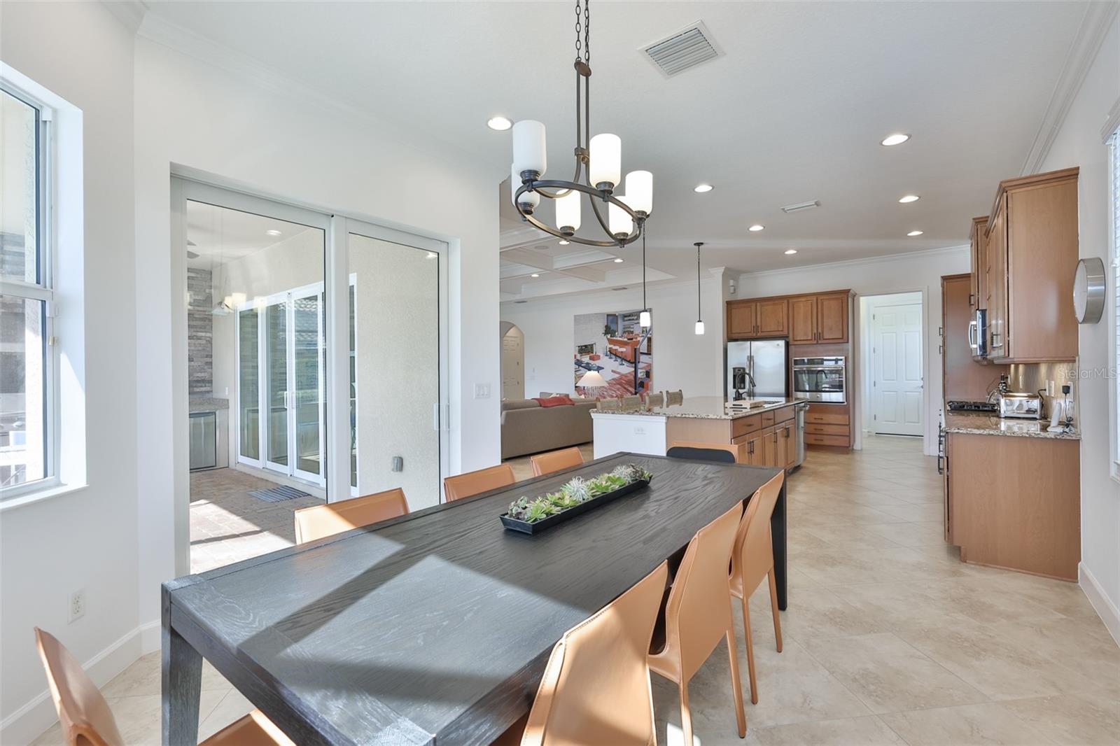 SUN CITY CENTER UNIT 276 - Residential