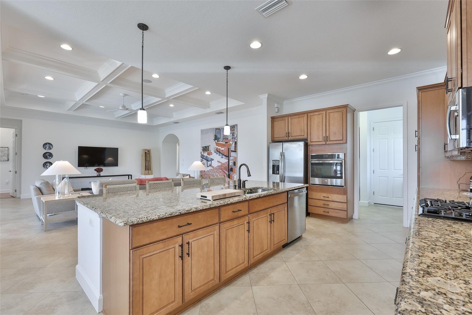 SUN CITY CENTER UNIT 276 - Residential