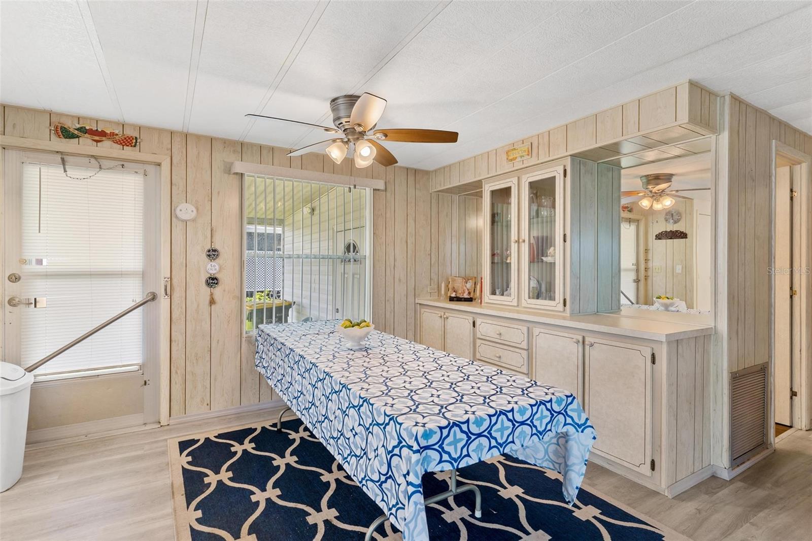 LEESBURG EAST COACHWOOD COLONY - Residential
