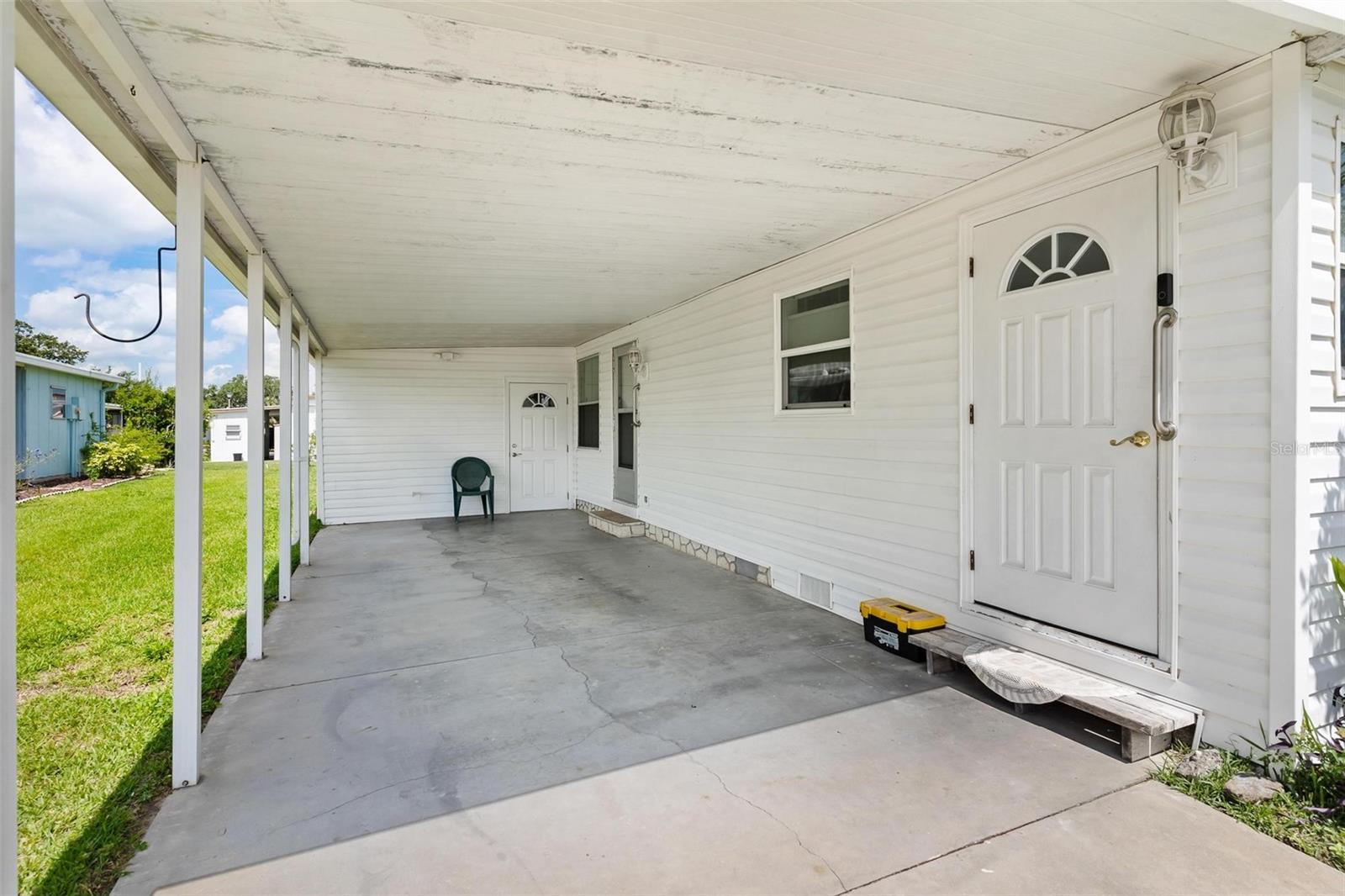 LEESBURG EAST COACHWOOD COLONY - Residential