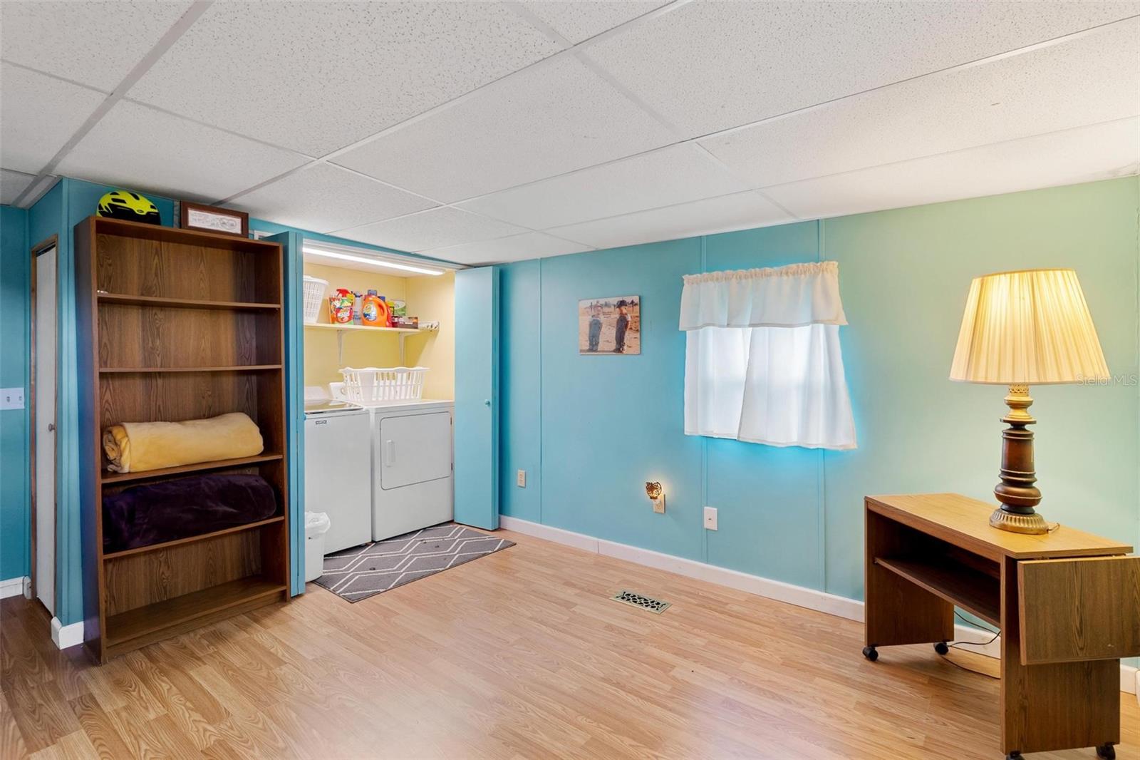 LEESBURG EAST COACHWOOD COLONY - Residential