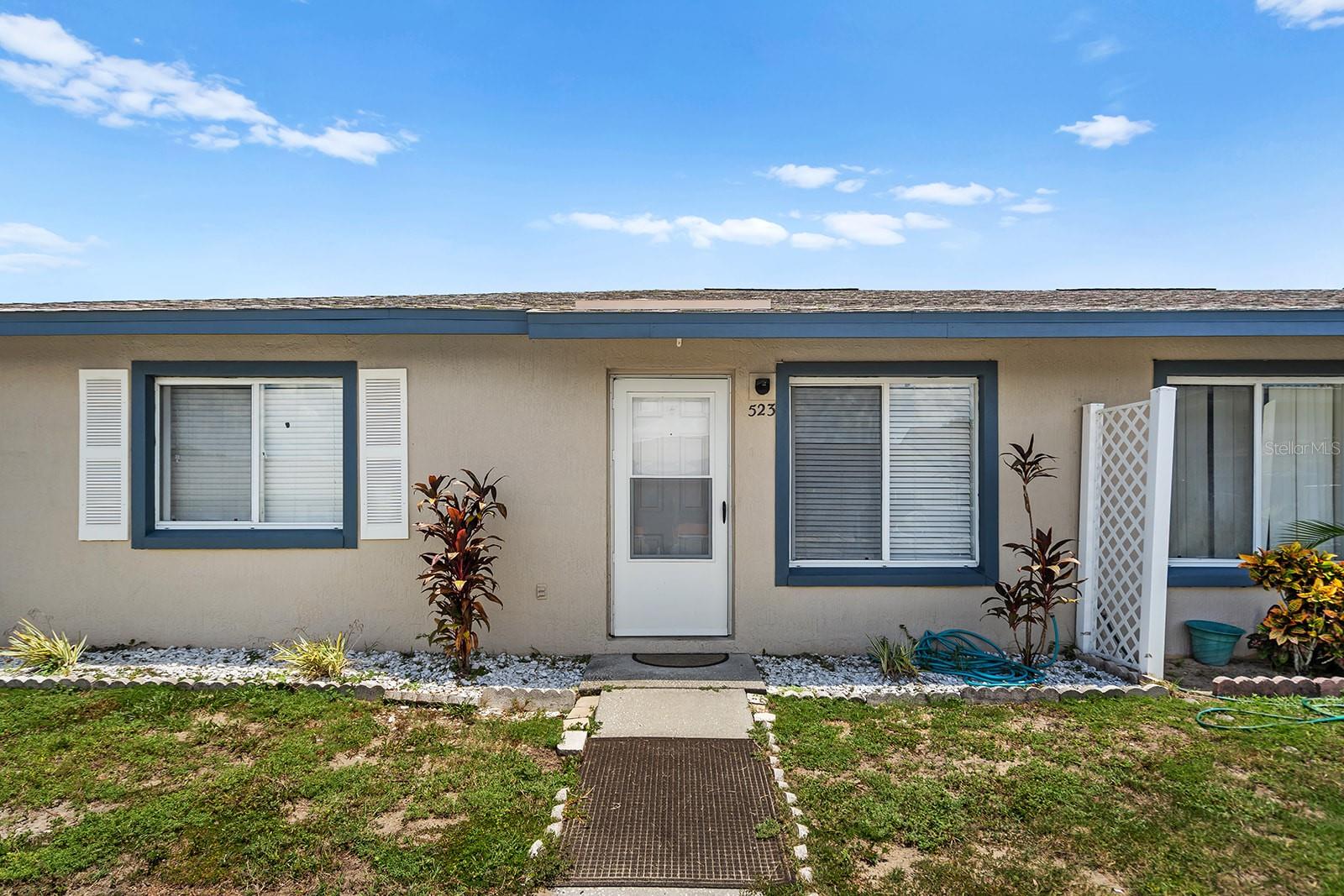 Welcome to this cozy 3-bedroom, 2-bath corner unit condo located in the lakefront community Winter Ridge on Lake Smart. Enjoy added privacy and convenience with two assigned parking spaces and a generously sized enclosed Florida Room—complete with a window unit for extra living space year-round.
Inside, you’ll find tile flooring and carpet, and a split floorplan. Outside, take advantage of community amenities including a boat dock, picnic area, clubhouse, pool, and shuffleboard courts. Even better? The association handles exterior and roof maintenance, so you can spend more time enjoying the Florida lifestyle.
Whether you're seeking a low-maintenance investment property or looking to downsize and enjoy fishing, boating, and nature, this condo offers the perfect retreat. Plus, it’s just minutes from I-4, giving you quick access to Orlando, Lakeland, and Tampa.