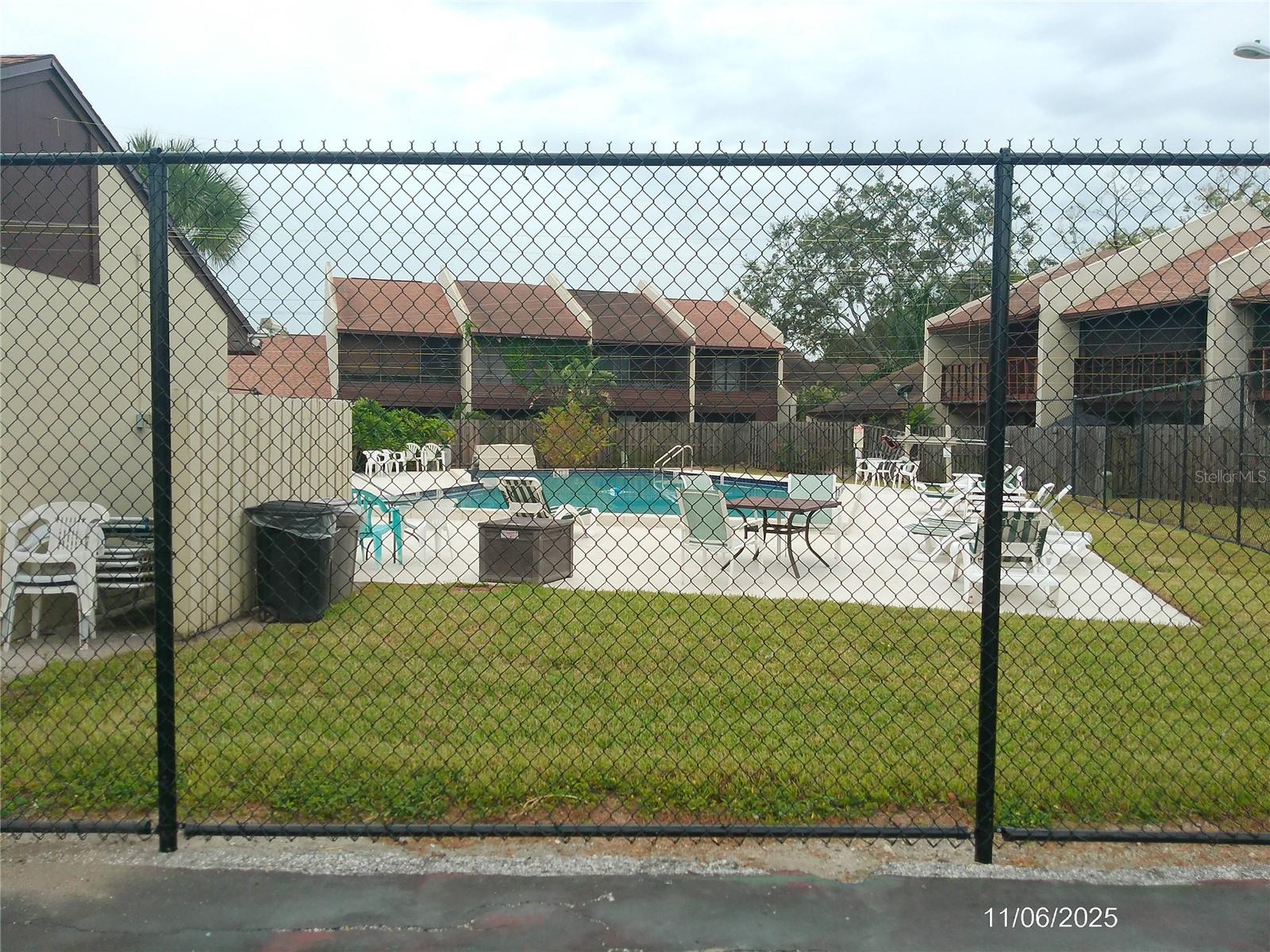 TOWNE AND COUNTRY - Residential