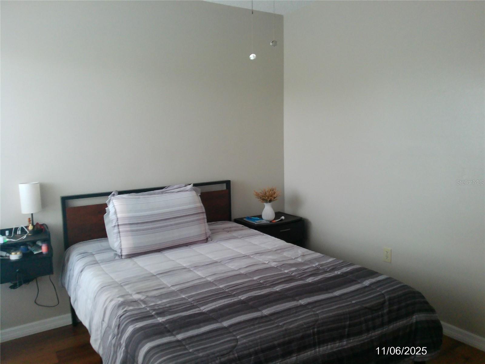 TOWNE AND COUNTRY - Residential