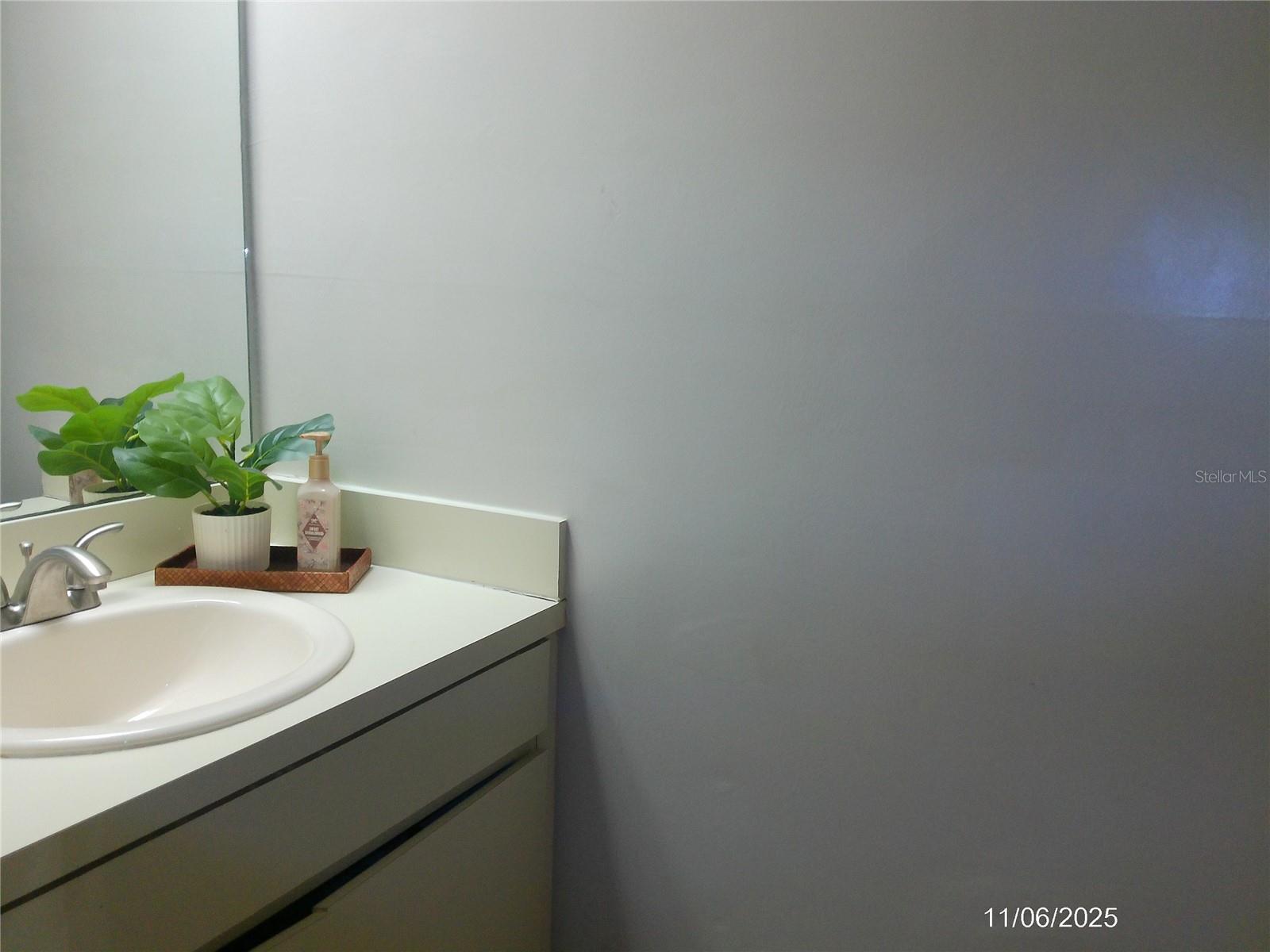 TOWNE AND COUNTRY - Residential