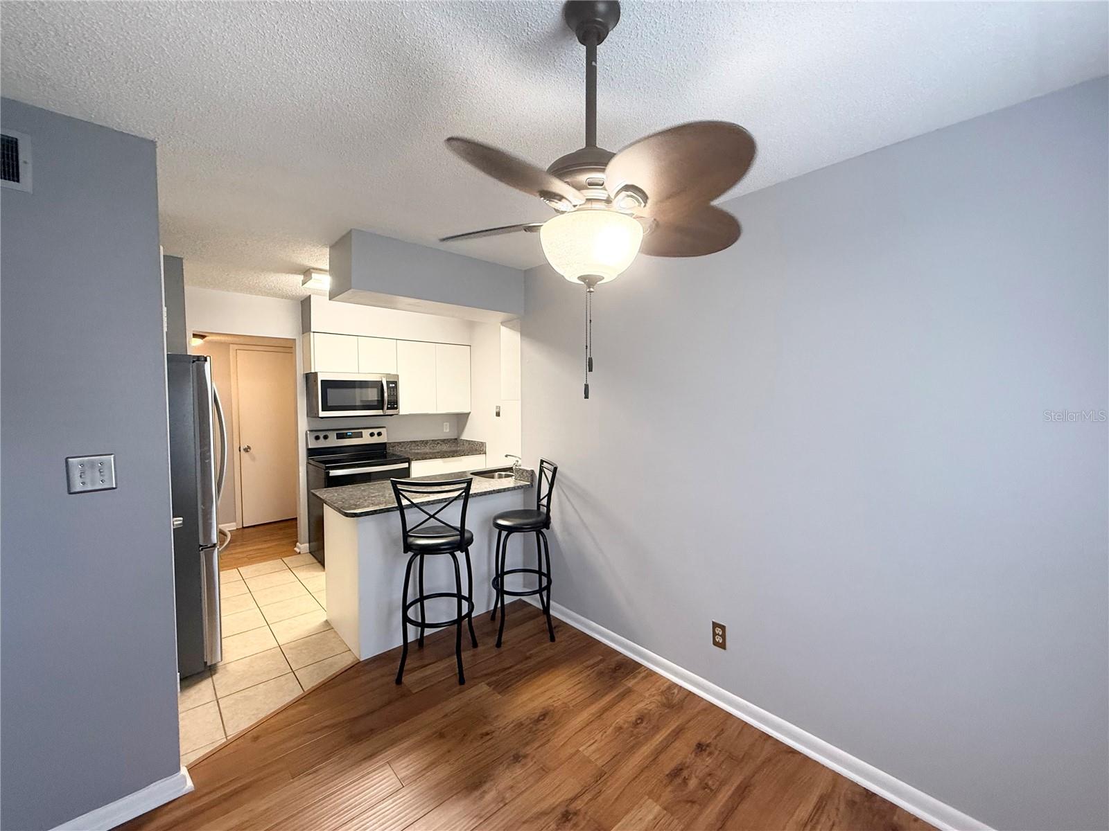 FOUR SEASONS CONDO - Residential Lease