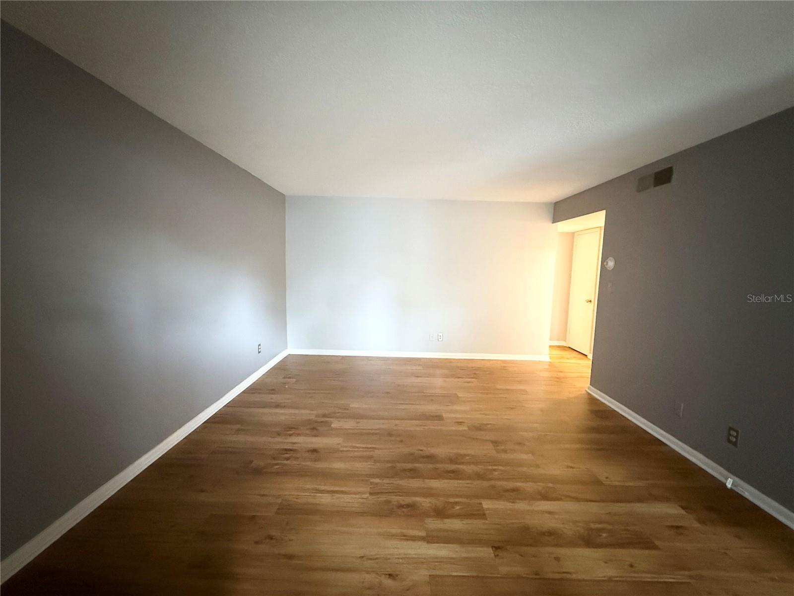 FOUR SEASONS CONDO - Residential Lease