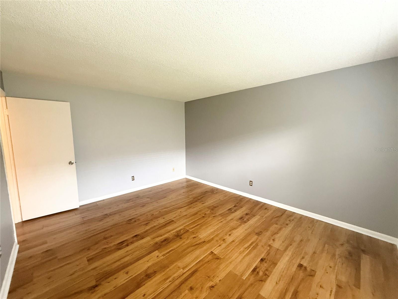 FOUR SEASONS CONDO - Residential Lease