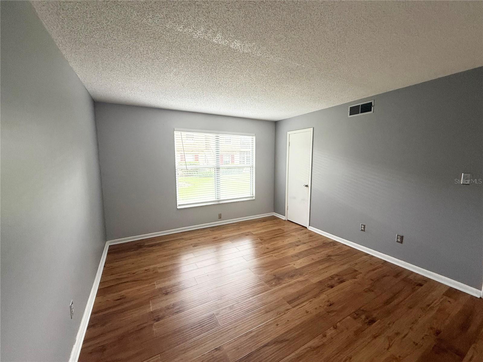 FOUR SEASONS CONDO - Residential Lease