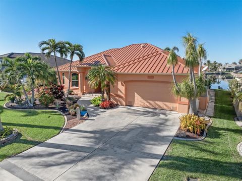 A home in PUNTA GORDA