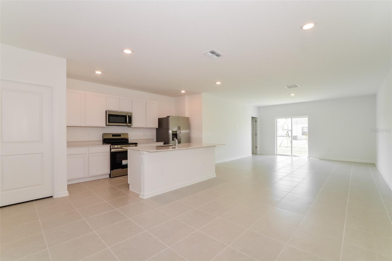 PEACE CRK RESERVE - Residential Lease