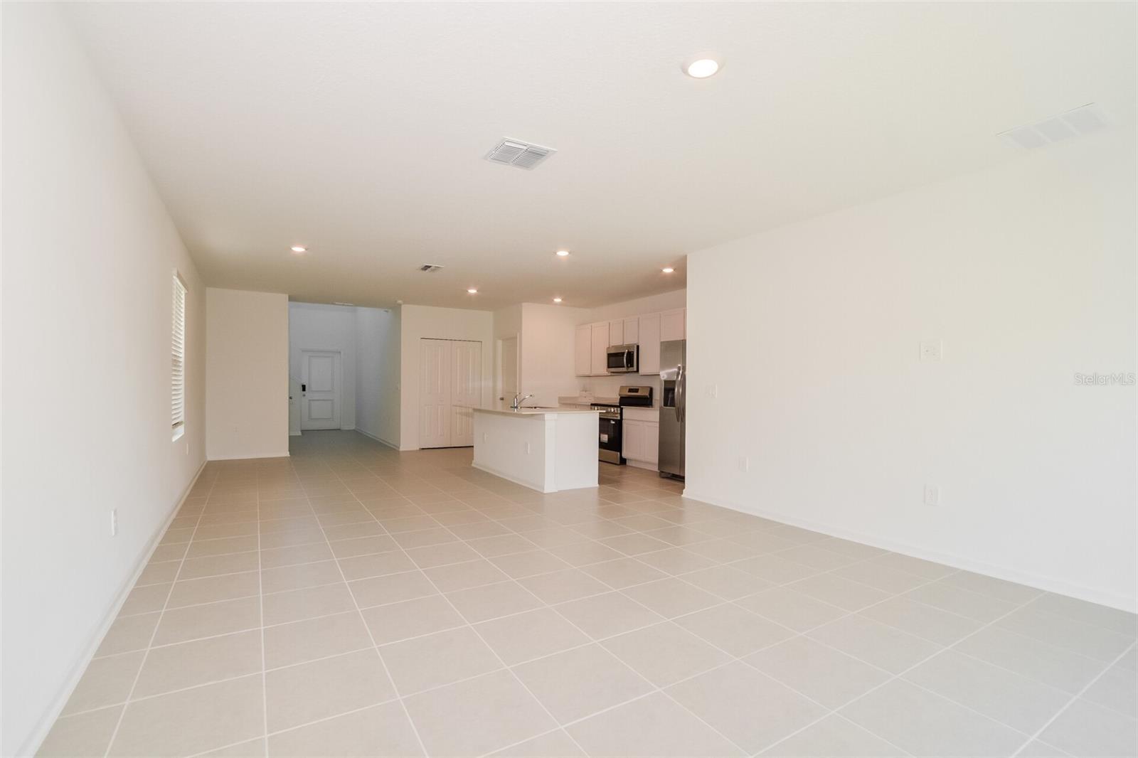 PEACE CRK RESERVE - Residential Lease