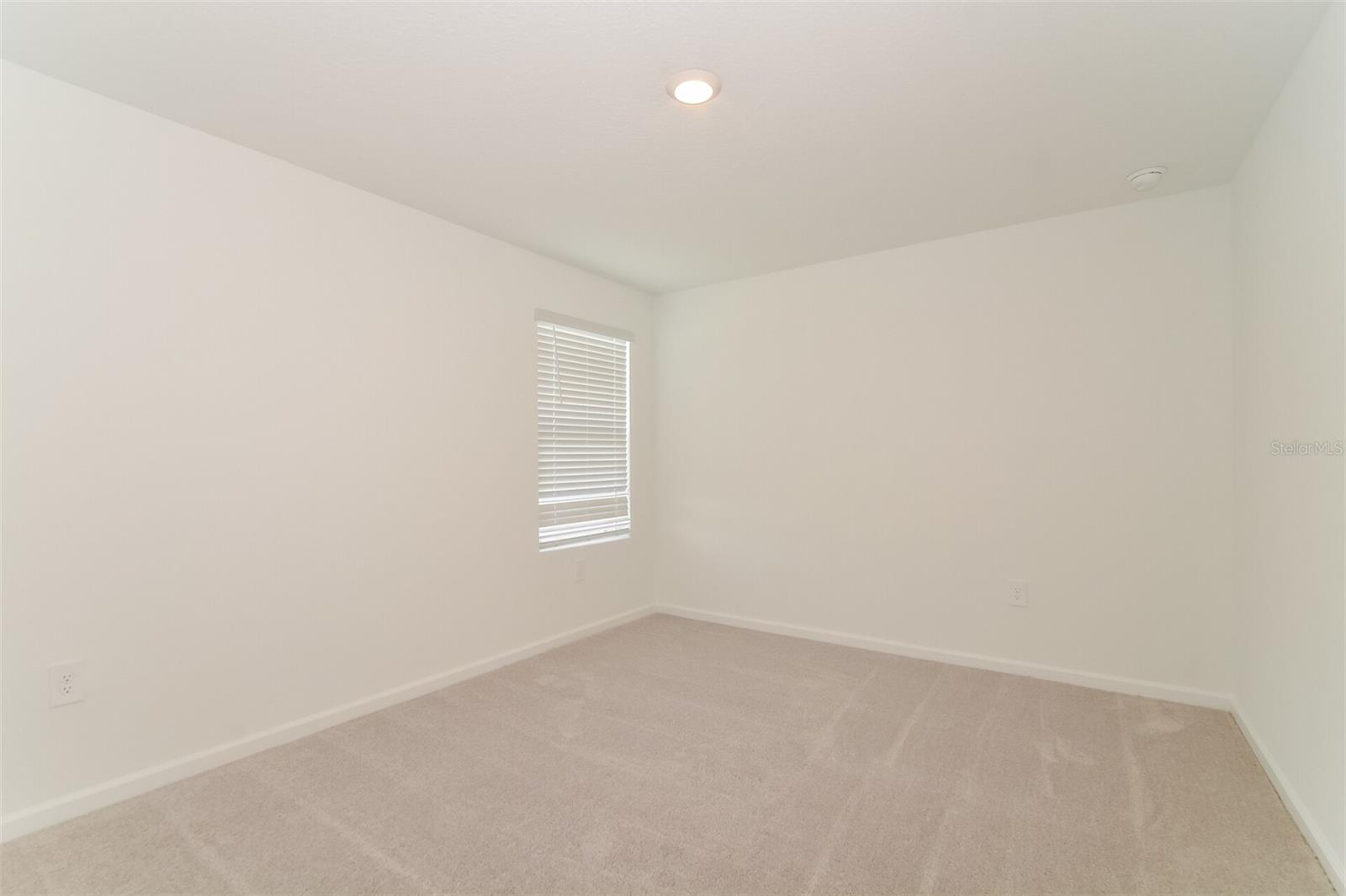 PEACE CRK RESERVE - Residential Lease